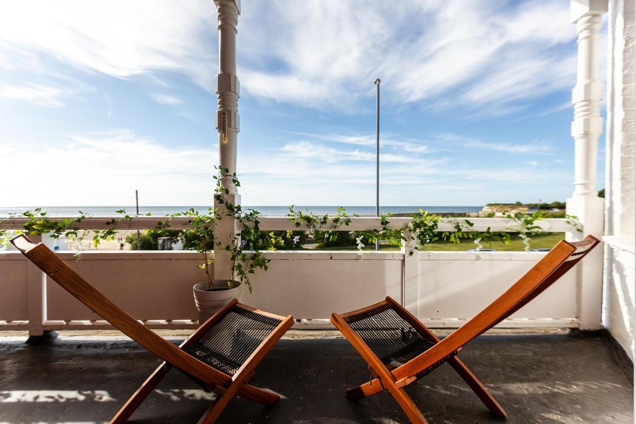 A View Of The Bay- Panoramic Sea Views- Sleeps 4 Apartment Westgate-on-Sea Екстериор снимка